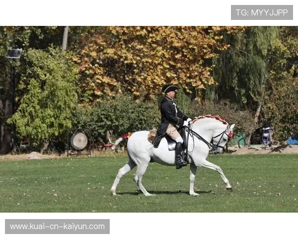 葡萄牙骑手玛丽亚·卡埃塔诺在2024年葡萄牙盛装舞步锦标赛中获得个人赛铜牌，展现坚韧精神。